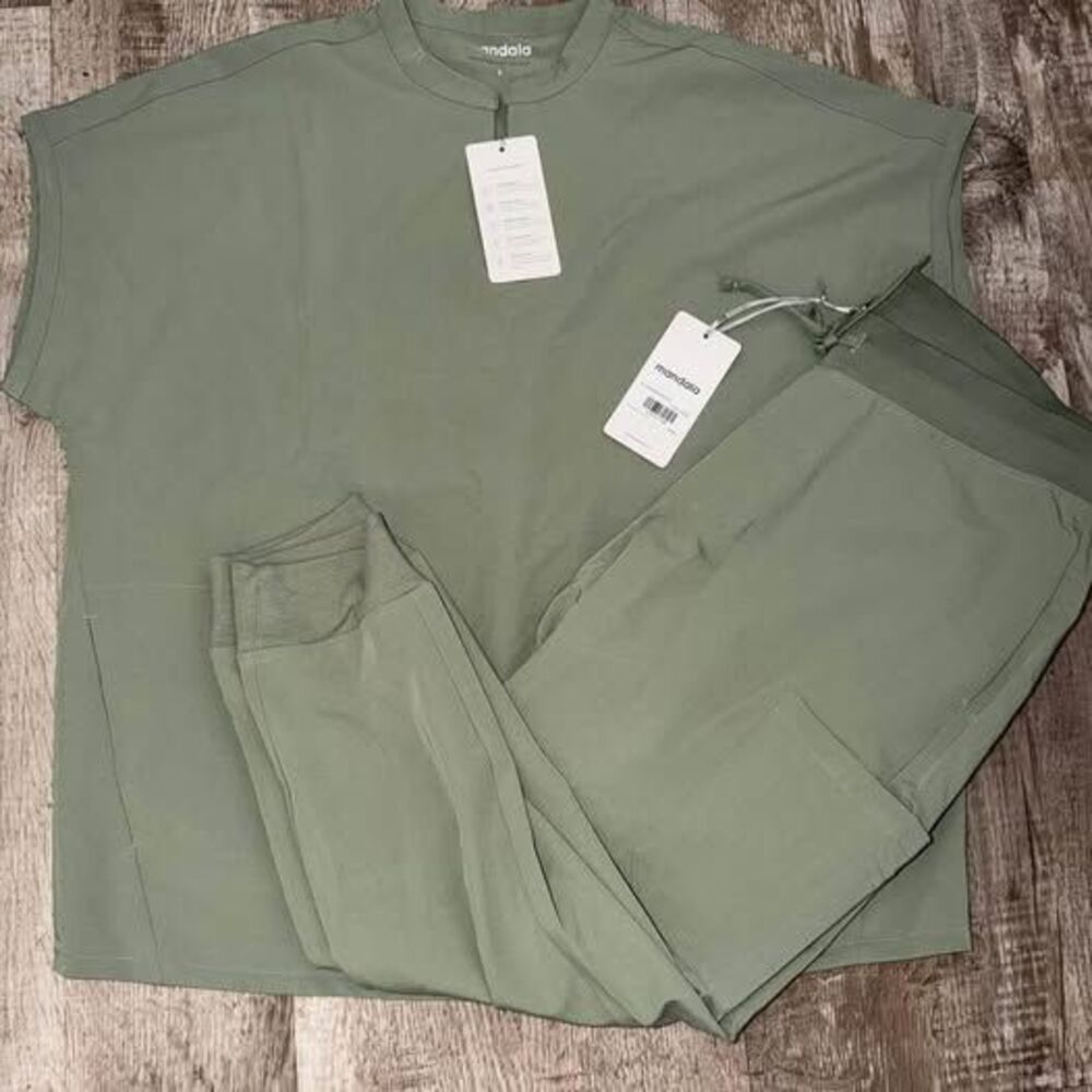 3 sets of NEW Mandala Scrubs L/XL
